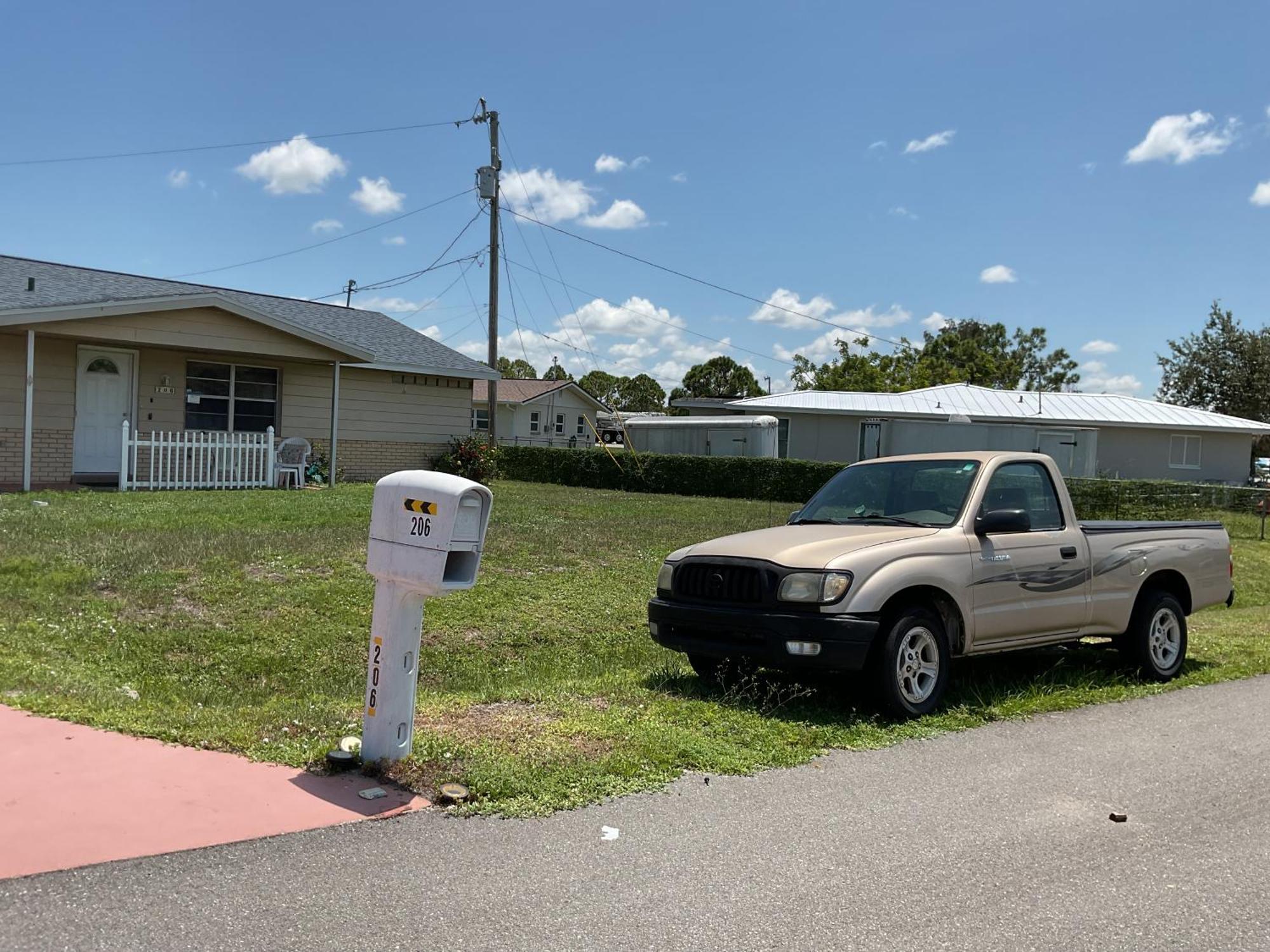 Happy Rest Stop House North Fort Myers Exterior photo
